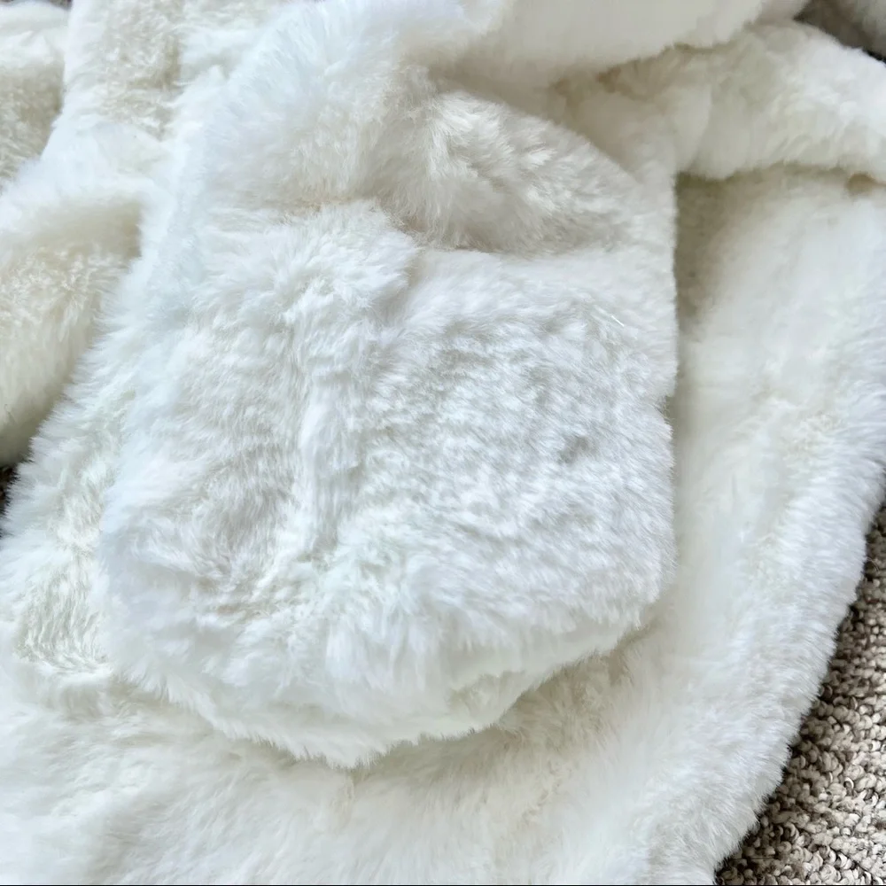 NWT Jessica Simpson Faux Fur Baby Snowsuit - Picture 3 of 12